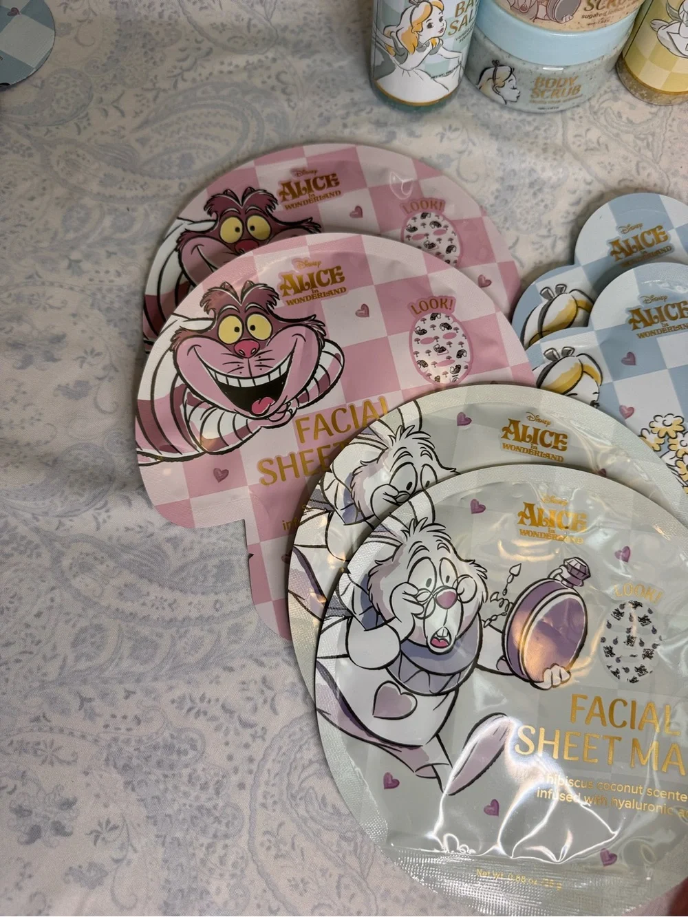 Disney Alice In Wonderland Ultimate Fan Self Care Pampering Bath & Beauty Set